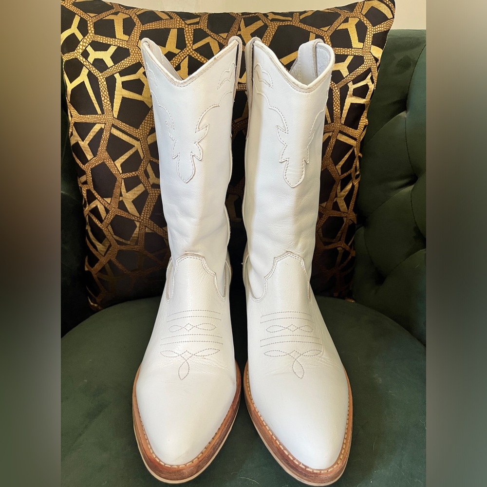 Steve Madden White Leather Boots | Western | Cowgirl | Cowboy